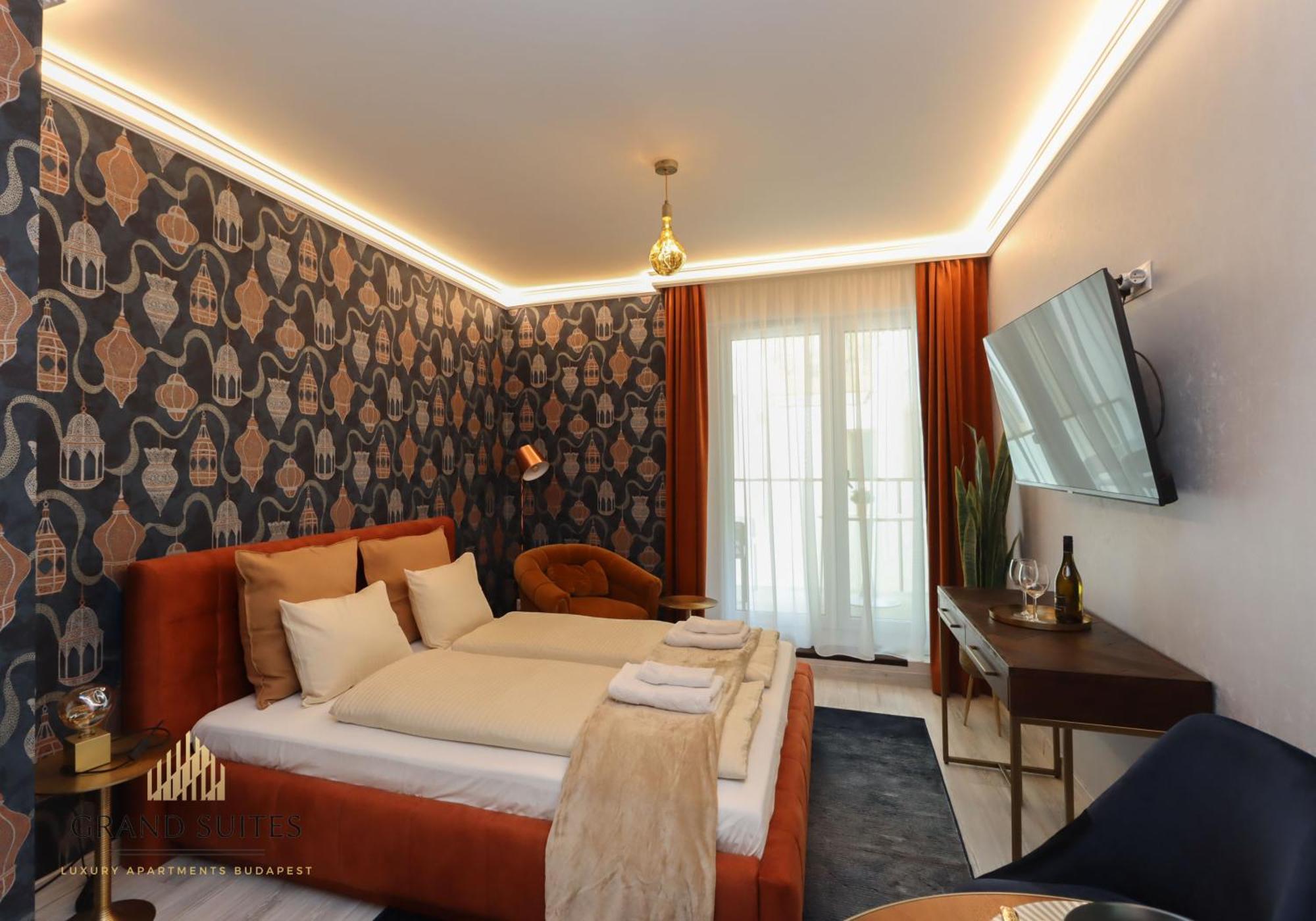 Grand Apartment